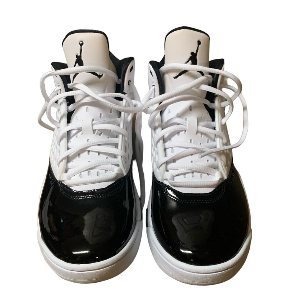 Men's Jordan Maxin 200 Size 8 NWT
